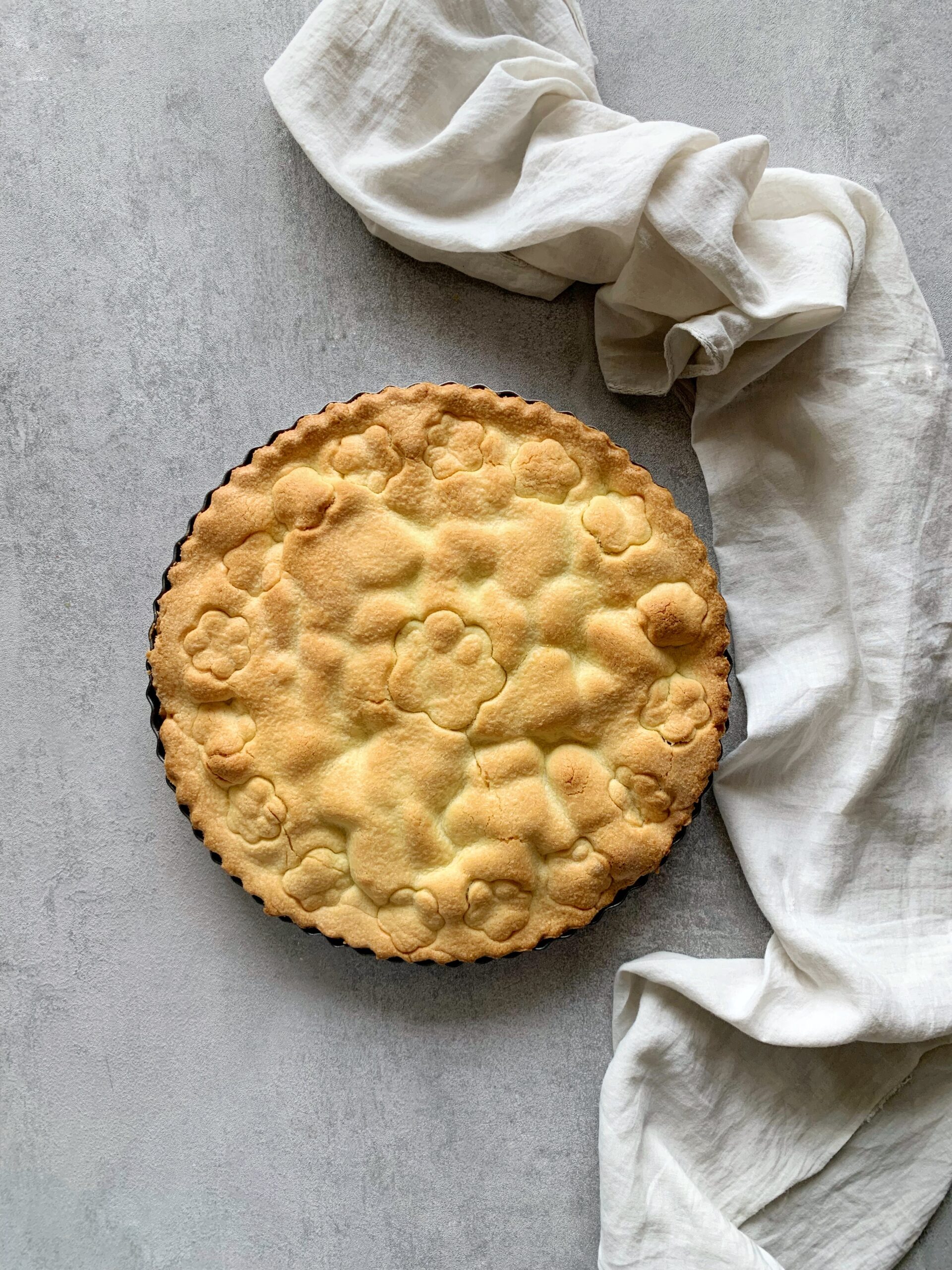 Crostata mele e amarene sciroppate